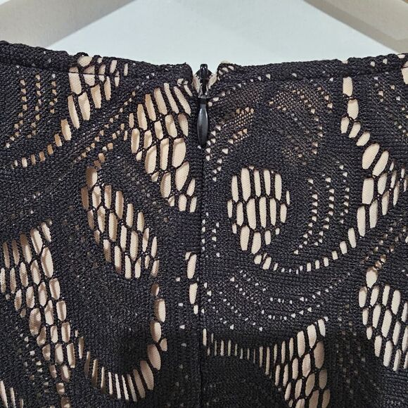 London Style - Dress Sheath Key Hole Lace Sleeveless Halter - Size 10 - Black - Picture 5 of 7